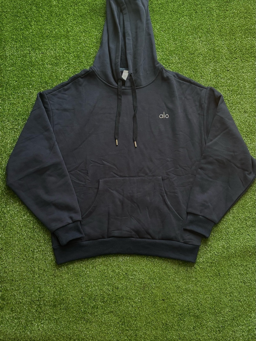 ALO Yoga Men's Navy Blue Pullover Hoodie